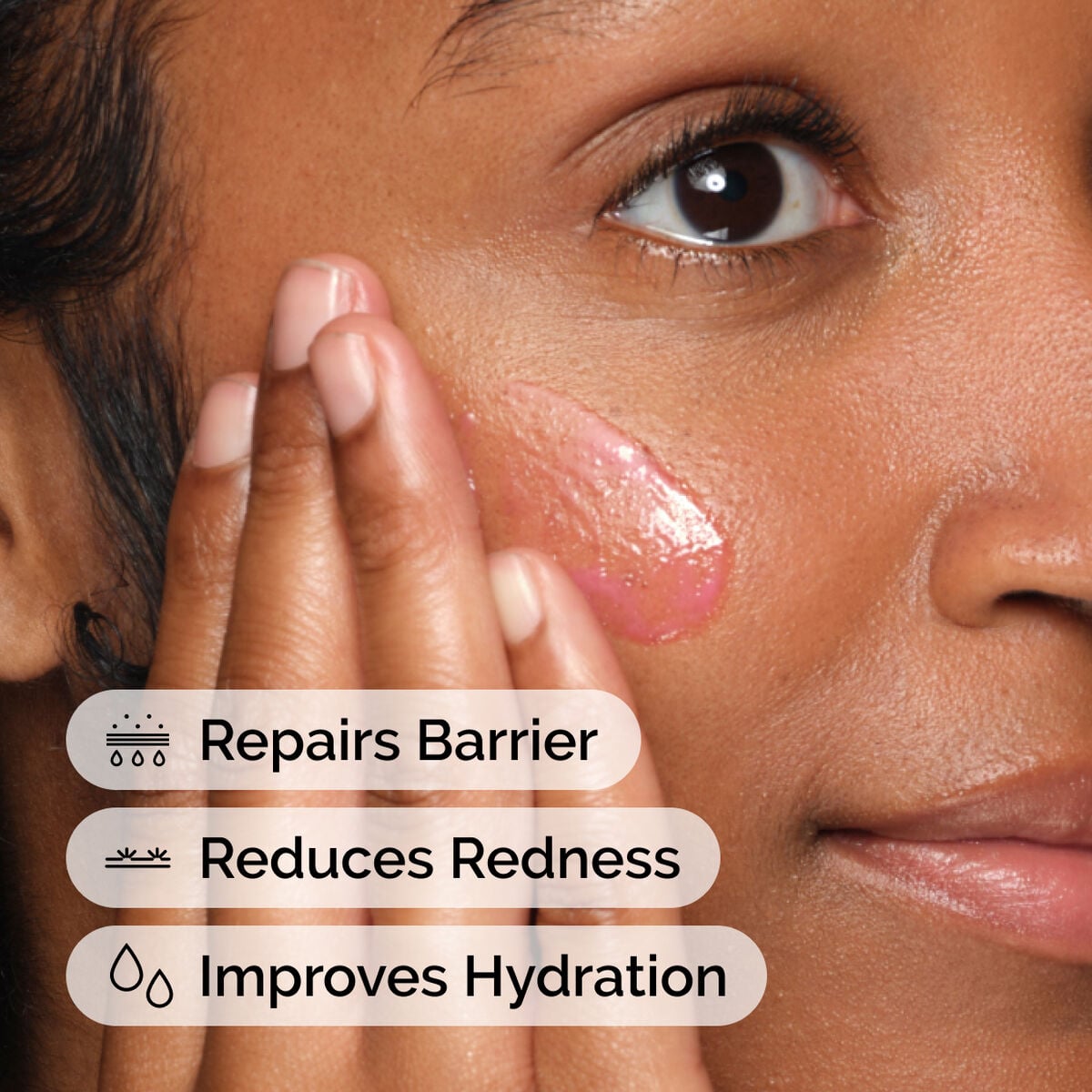 soothing-and-barrier-support-serum-q1 ord-soothing-barrier-support-serum-model-application-with-benefits.jpg